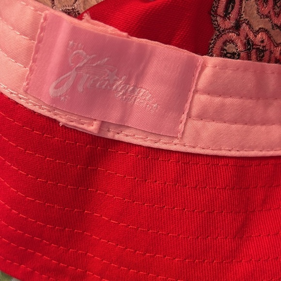 Head Gear Red Bucket Hat with Betty Boop Cartoon Patches o/s Adult new - Picture 9 of 9